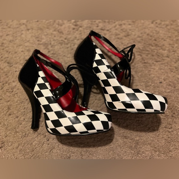 Funtasma Harlequin Diamond Print Theme Shoe - Picture 4 of 6